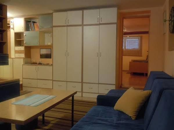 Apartment Fontana Beograd Ngoại thất bức ảnh