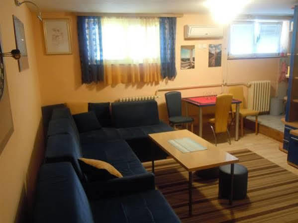 Apartment Fontana Beograd Ngoại thất bức ảnh